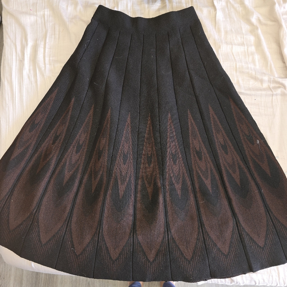 Elegant Black and Brown Women's Skirt